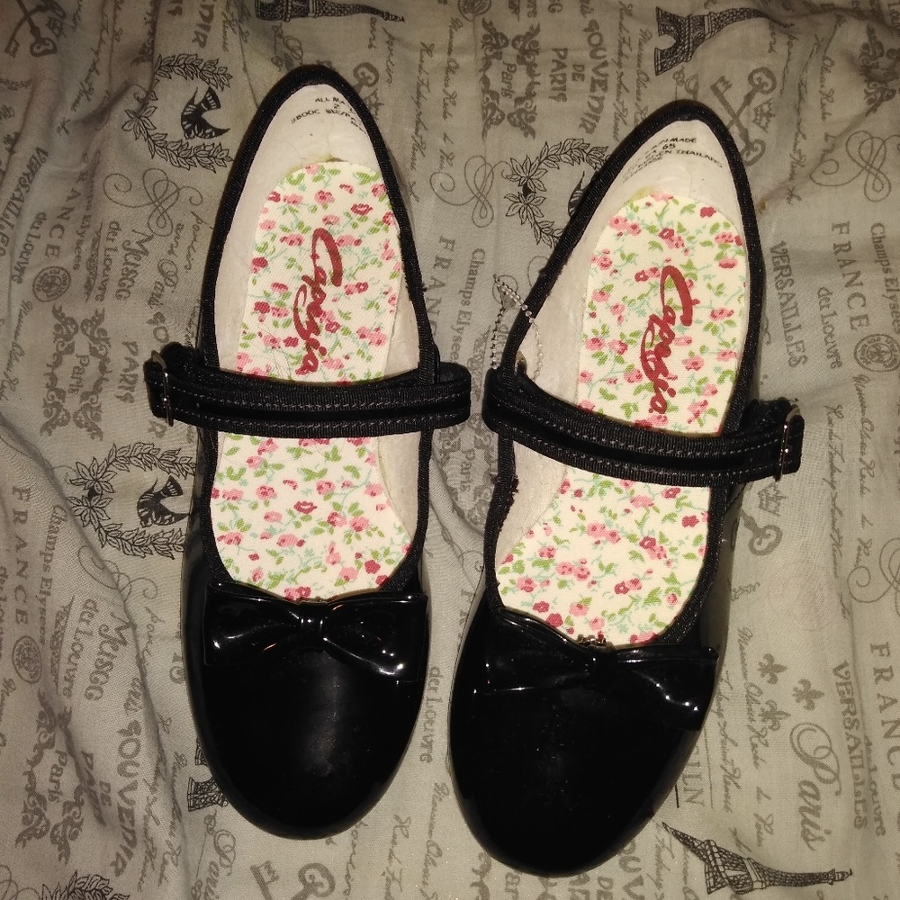 Girls tap shoes